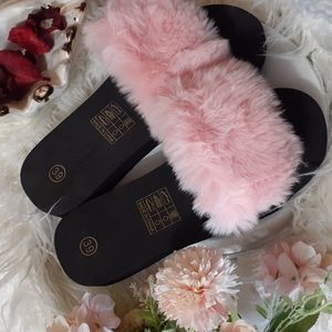 Pink fluffy Slide Sandal💕